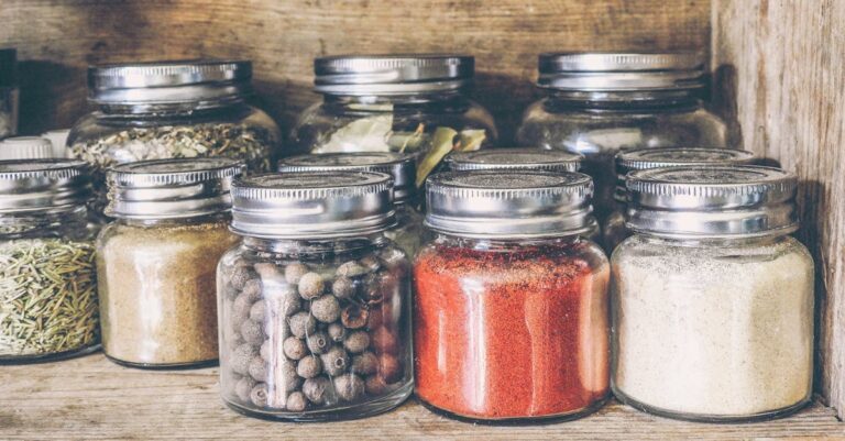 12 Best Travel-Friendly Spice Containers for RV Kitchens That Maximize Space