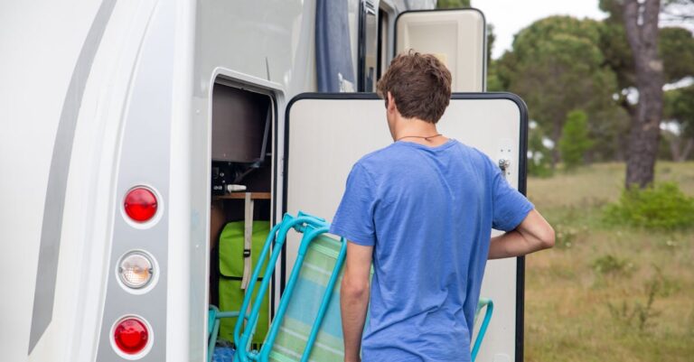 11 Tips for Negotiating Monthly RV Park Fees That Save Thousands