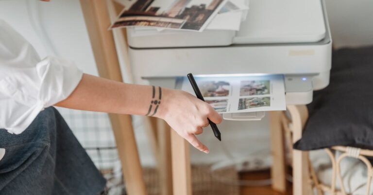 11 Best Compact Printer Solutions for Photo Printing in Tiny Homes That Maximize Every Inch