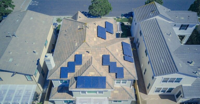 10 Best Solar Panel Mounting Systems for RV Roofs That Maximize Every Inch