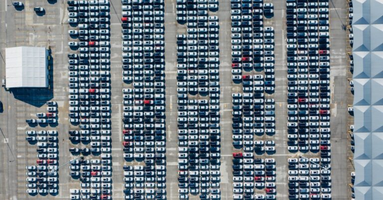 11 Essential Parking Location Tips That Save Time & Money