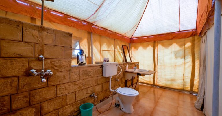 11 Flexible Shower Repair Strategies Nomads Swear By for Life on the Road