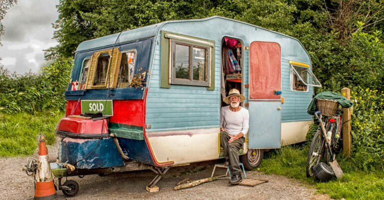 10 Best Digital Nomad Tools for RV Living That Maximize Every Inch